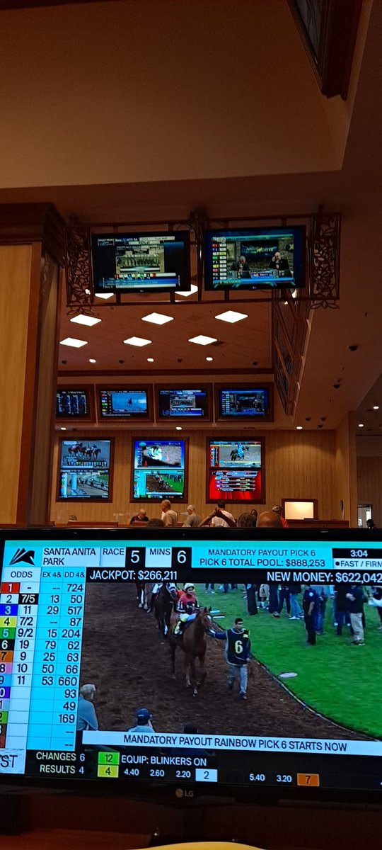haappyy's tweet photo. @LasVegasLocally Race book south point #4 5th race https://t.co/izHOmv9W85