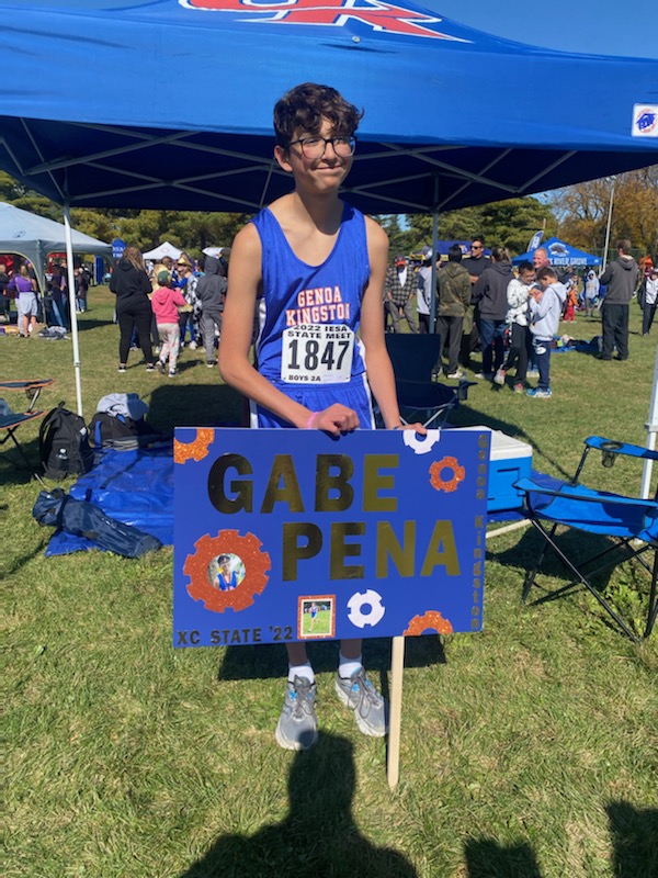 Middle School Cross Country @ IESA State Meet:
GK 8th Grader Gabe Peña placed 61st out of 234 boys in Class 2A with a personal record time of 12:02!  Congratulations Gabe on a great race!