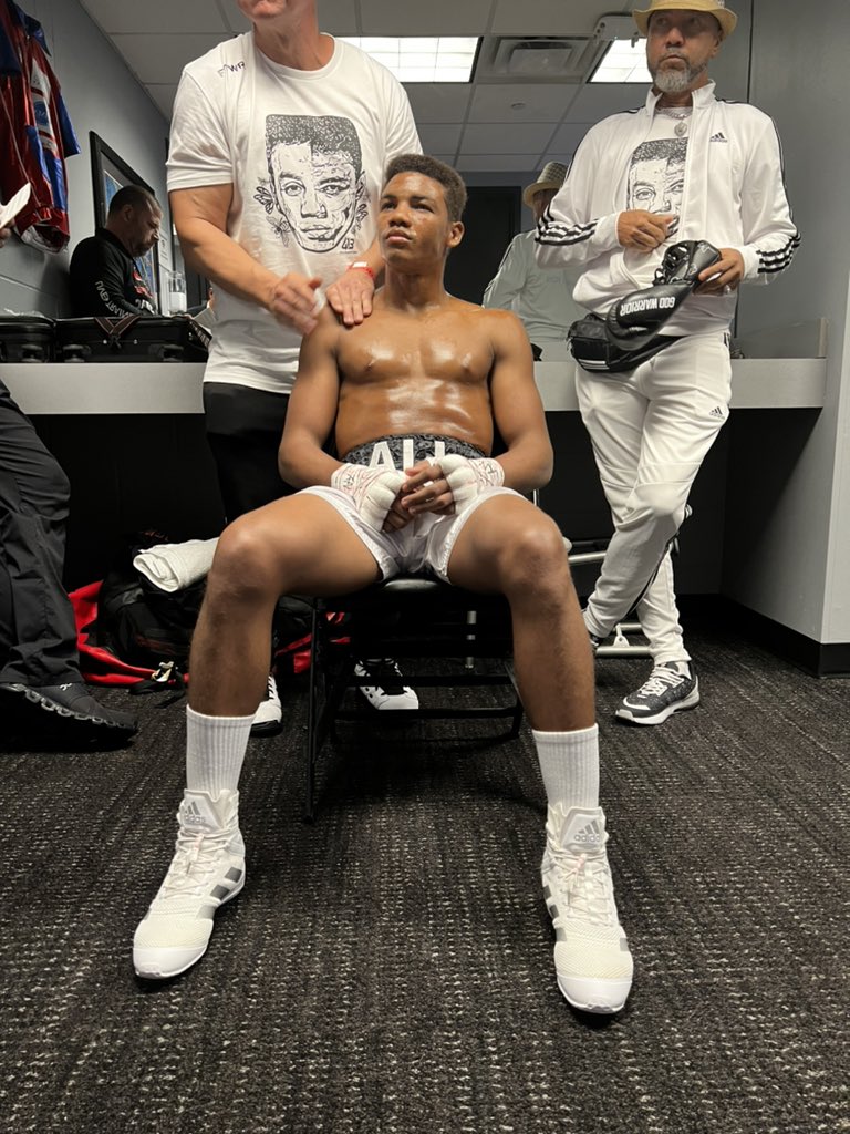 premierboxing's tweet photo. Michel Rivera is in the zone, waiting his moment to shine in Brooklyn. #RiveraPerez #PBConFS1 #WilderHelenius https://t.co/BiC55qW9Mb