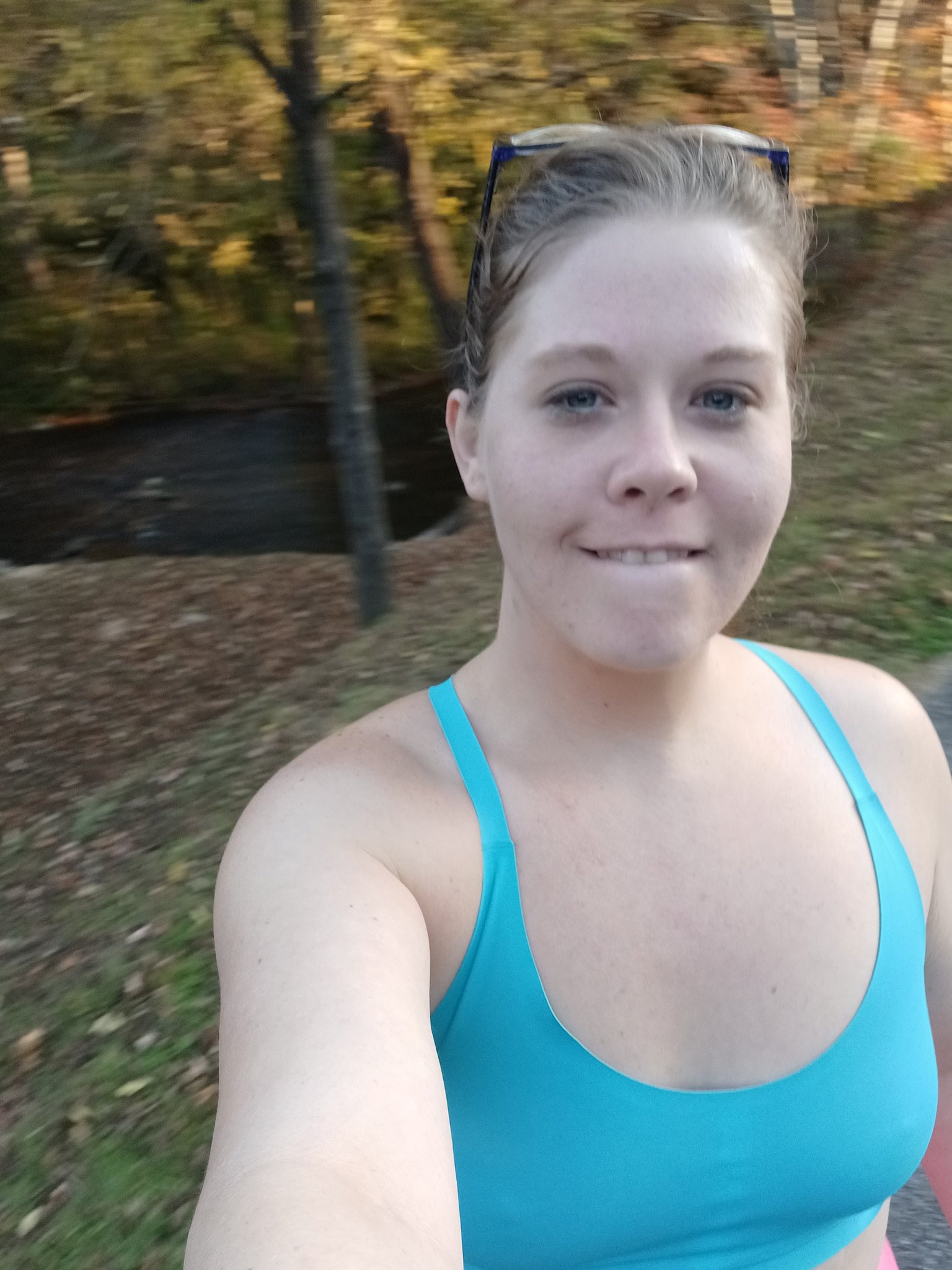 2 pic. Blueridge, Ga #naturelover #sportsbra https://t.co/NZ7y1TvA5c