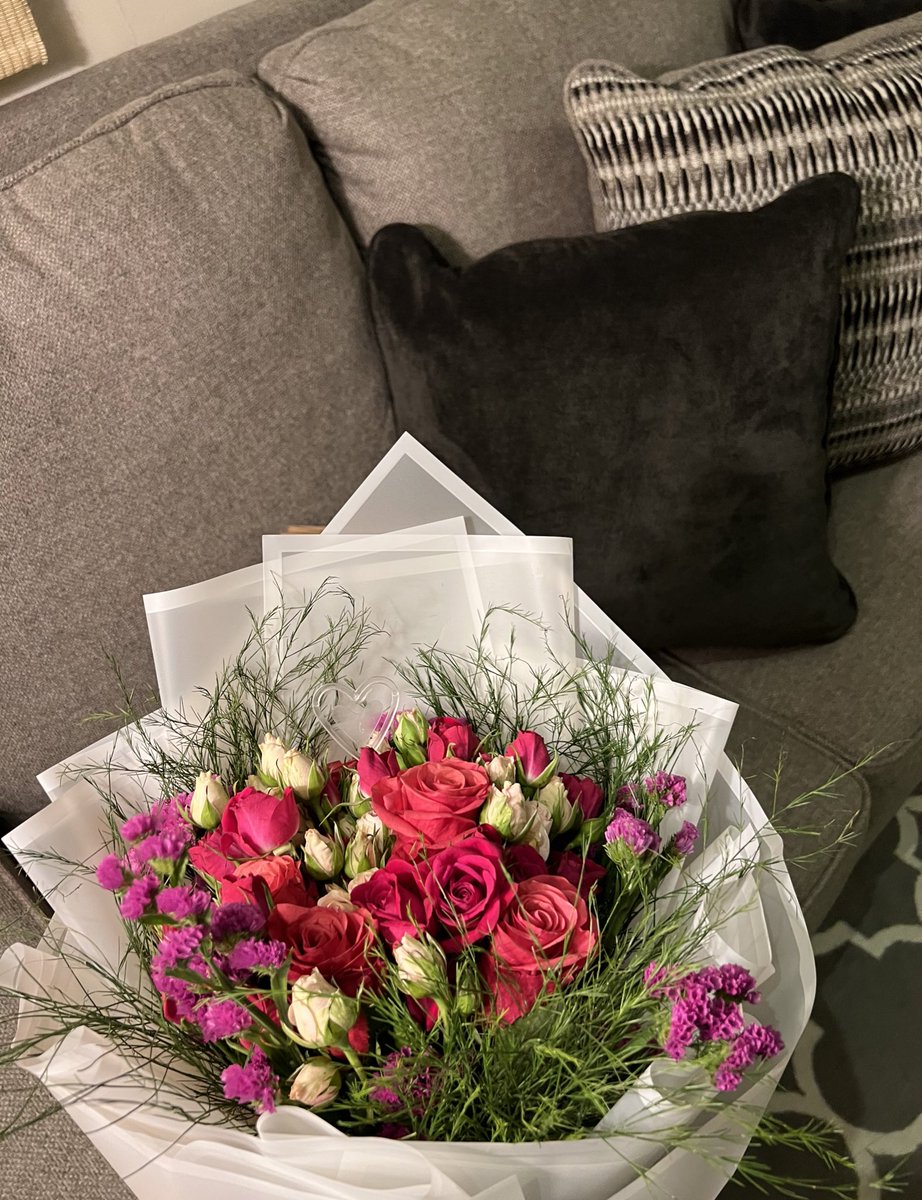 gh_ad15's tweet photo. حُب و أُلفة الخوات 💘💘💘💘💘
رباب و سلمى 🥹. https://t.co/uva3Z6zVwL