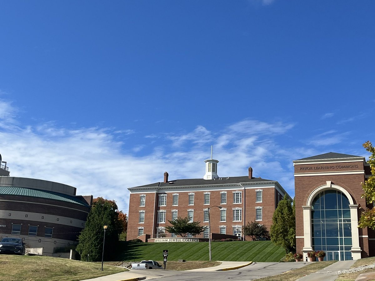 Had a great time at the game day visit today. <a href="/JewellFootball/">William Jewell Football</a> <a href="/coachKastens/">Alex Kastens</a>