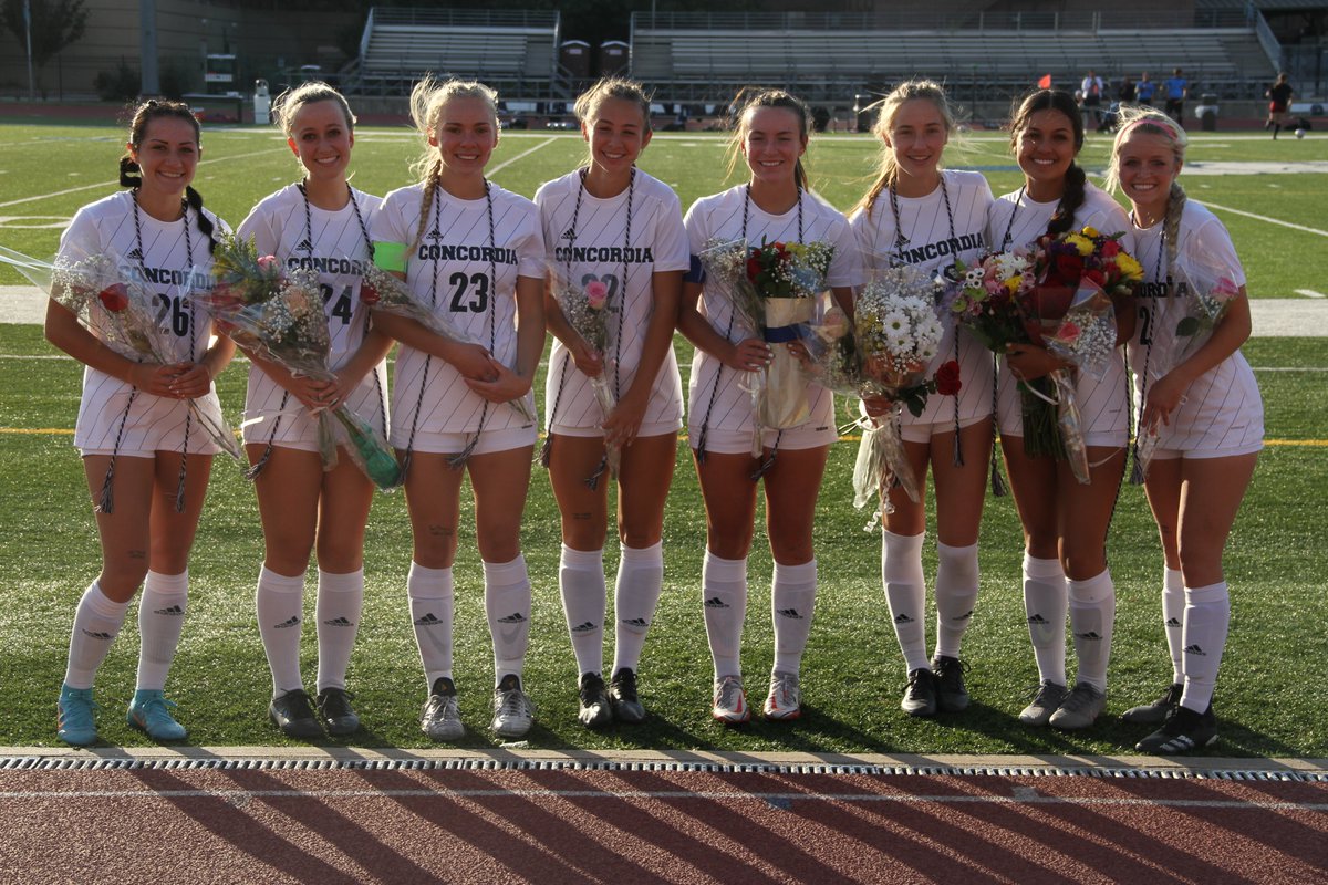 Concordia Bulldogs (@cunebulldogs) on Twitter photo β½ | It's <a href="/CUNEWSoccer/">CUNE Women's Soccer</a> senior day! Blessed by four years with these seniors!
#skodawgs πΎ β½ | It's <a href="/CUNEWSoccer/">CUNE Women's Soccer</a> senior day! Blessed by four years with these seniors!
#skodawgs πΎ