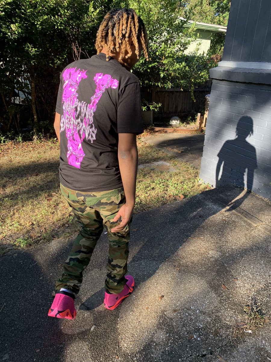 DrankGod4400's tweet photo. I can’t take no Ls I rather take a 🥷 Btch 💕 .. #LLMatt https://t.co/hpQ0msK0Sp