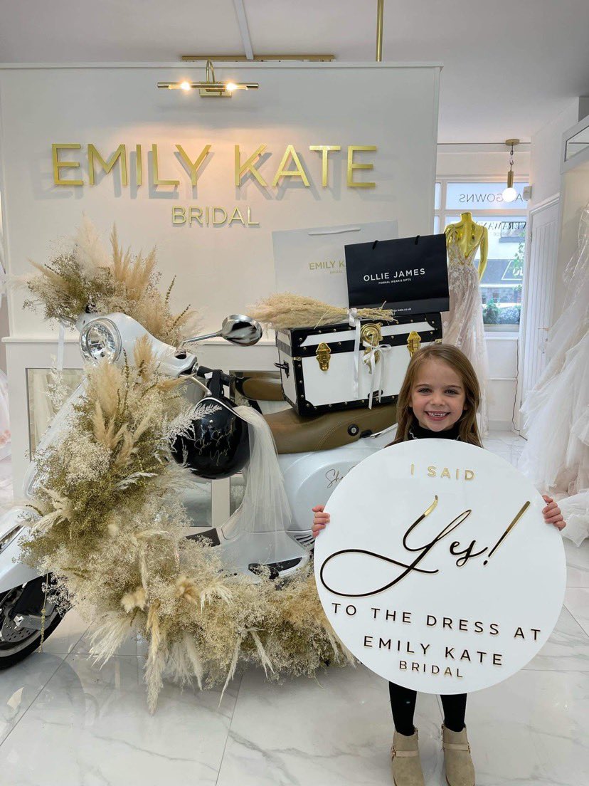 Rebecca Hughes tweet media