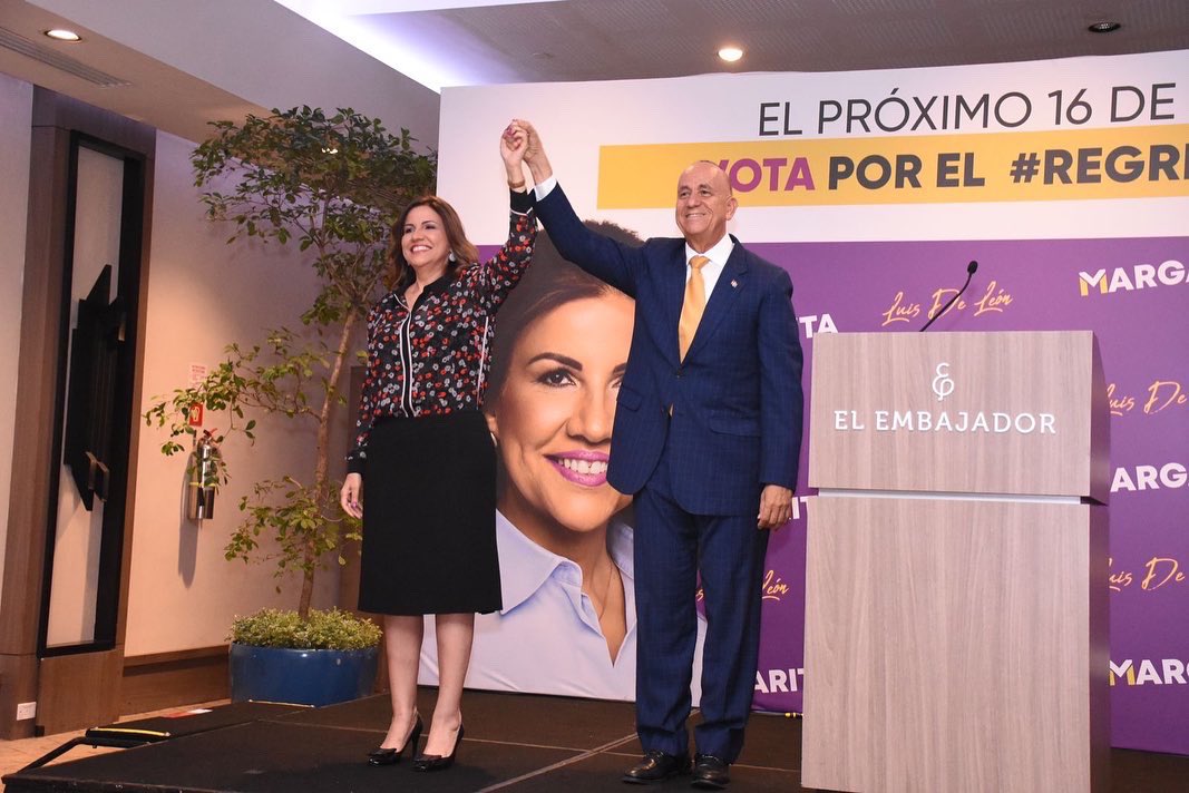 ConMargaritaDO's tweet photo. Líderes que se suman a #MargaritaCedeño junto a sus equipos a #Vota5 para que juntos y juntas ¡Hagamos historia! 🌼🫶

#MargaritaPresidenta #Margarita2024 https://t.co/tps9bCdyRB