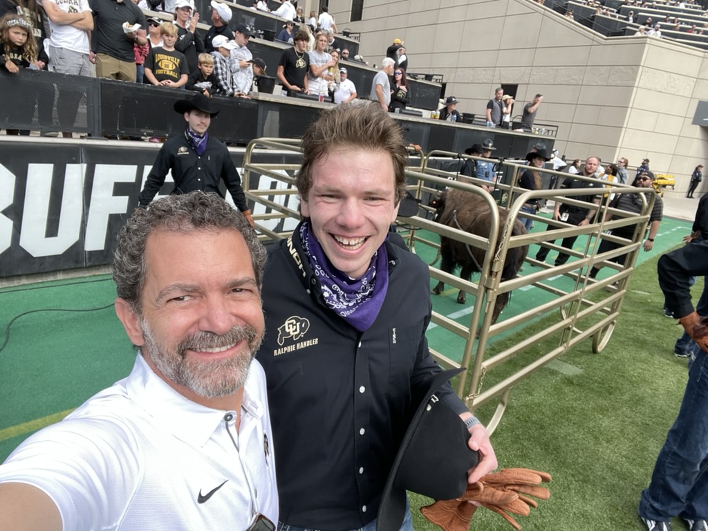 Shoulder to shoulder, Buff Nation - LOVE that win! THANK YOU to our wonderful student-athletes! And @Coach_Sanford2, you rocked it! Elevating and inspiring the entire university! #GoBuffs @CUBuffs @CUBuffsFootball @CUBoulder @CUBuffsRalphie