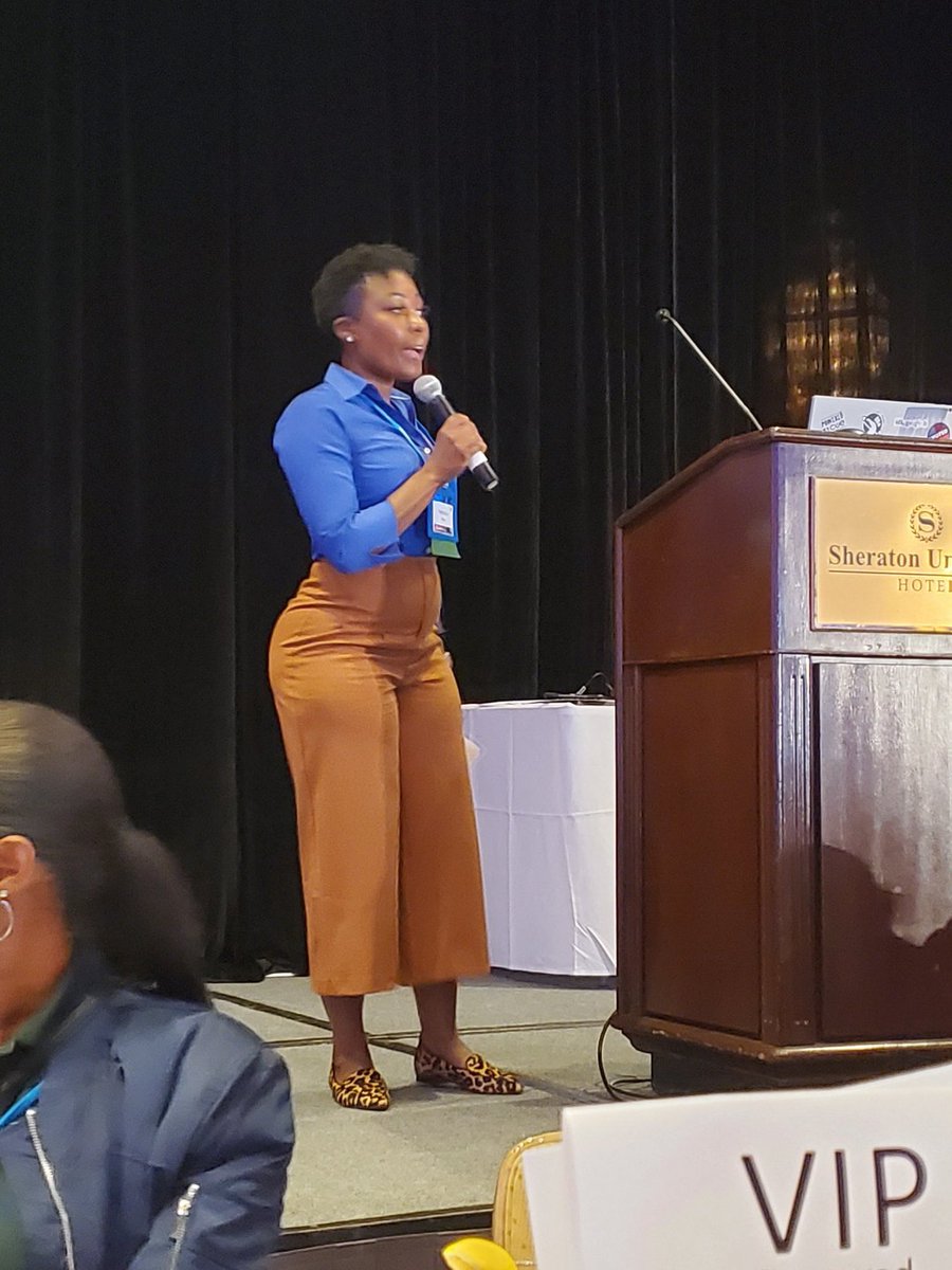 Dr. Carolyn Zachry tweet media