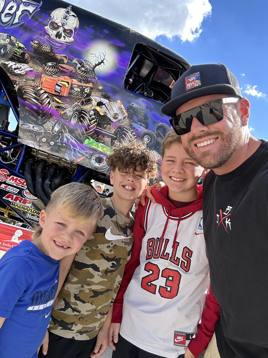 cthiel23's tweet photo. #monsterjam https://t.co/t2SiMwx1kY