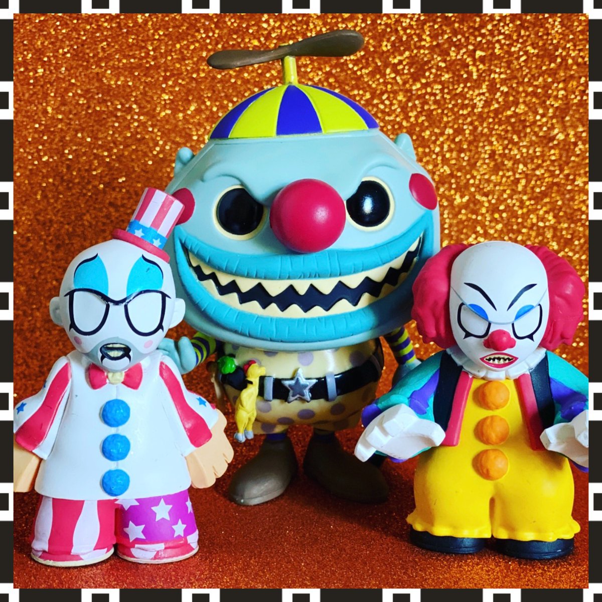 ThePOPLady's tweet photo. WHO YOU calling CREEPY? CLOWN!!! ๐๐คก๐ฑ๐คก๐ย
@originalfunko #funkophotoadaychallenge Creepy Clown #Funkoween #PopTwinsTuesday #PopHorror #PopMovies https://t.co/mrTldE3uxZ