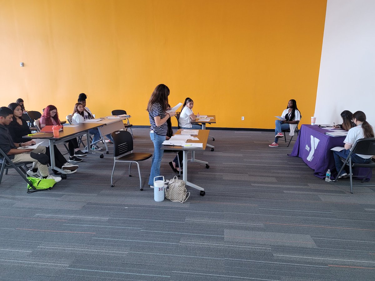 LMSMockTrial's tweet photo. Our Marshall LMS Mock Trial Teams did great scrimmaging against Veterans Memorial High School. https://t.co/Sg6HwsSVXa