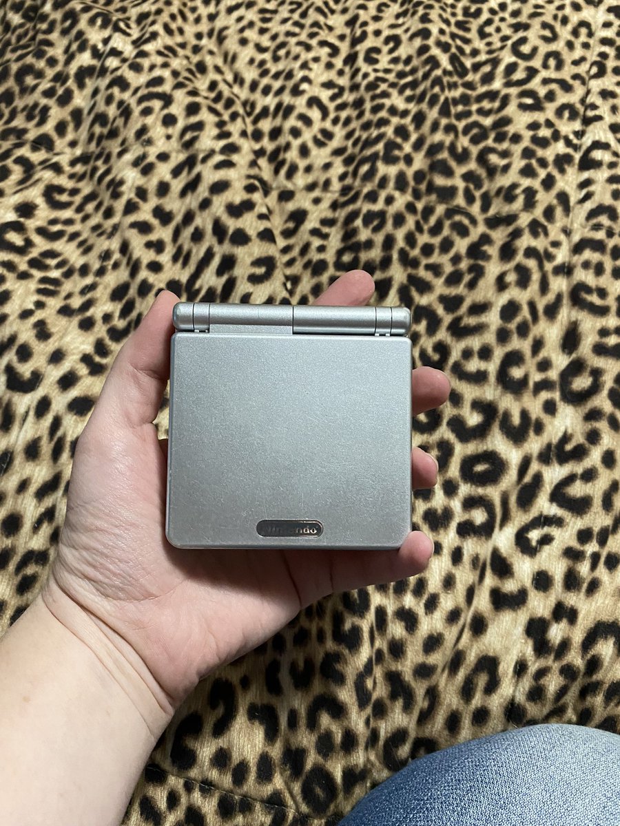 Smolichthys's tweet photo. Huh. Well. I certainly wasn’t expecting to find *this* in my costumes box. Talk about a blast from the past!

It starts up, but I think the battery is so low that it’s barely able to do so. I’ll have to track down the charging cord. https://t.co/IZfMTEYNZe