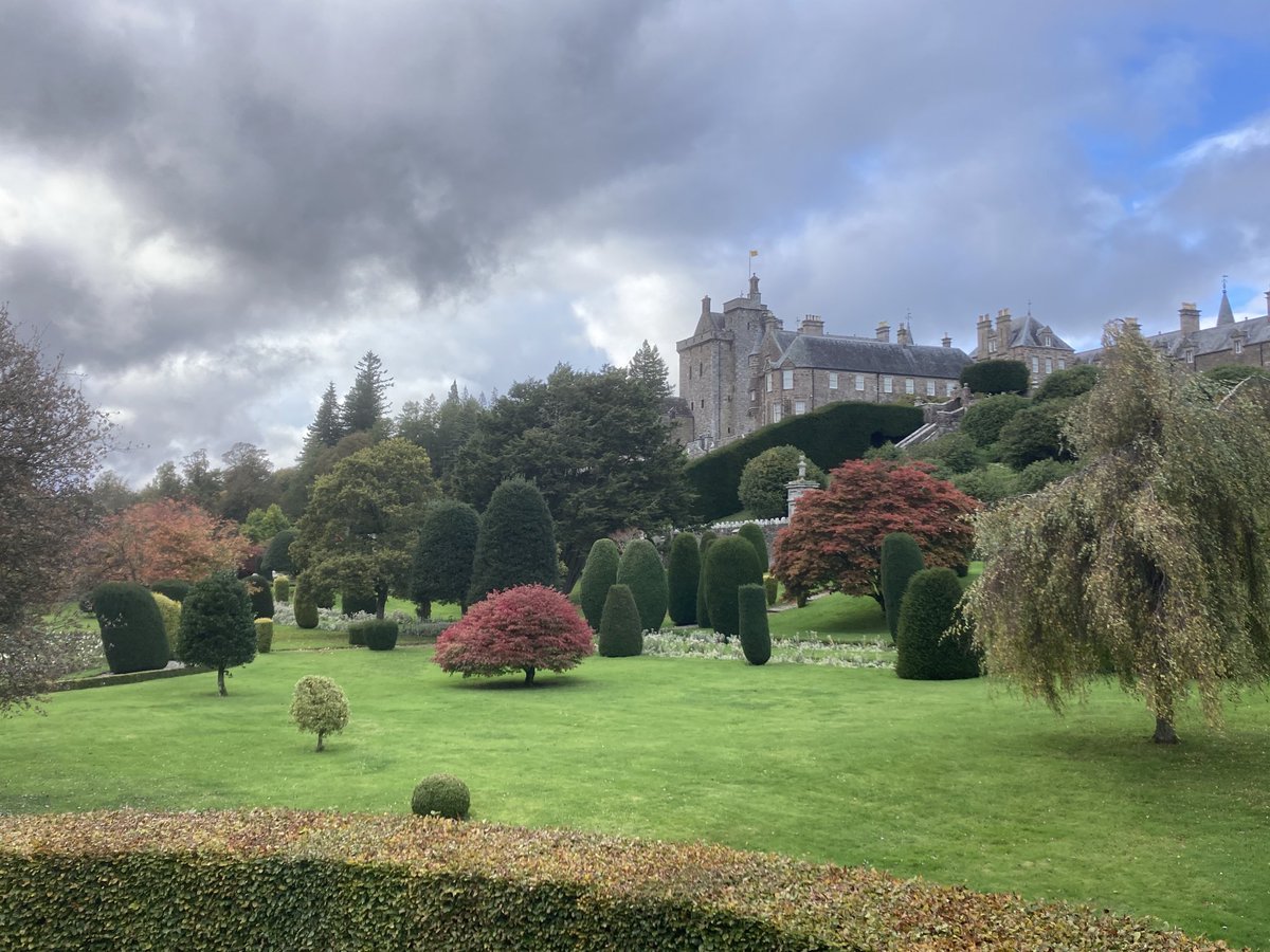 Mark Wasilewski (@wazzo_m) on Twitter photo Lovely autumn colours in the garden of #DrummondCastle #Crieff #Perthshire right now <a href="/LovePerthshire/">Love Perthshire</a> <a href="/visitperthshire/">visitperth</a> #autumn Lovely autumn colours in the garden of #DrummondCastle #Crieff #Perthshire right now <a href="/LovePerthshire/">Love Perthshire</a> <a href="/visitperthshire/">visitperth</a> #autumn
