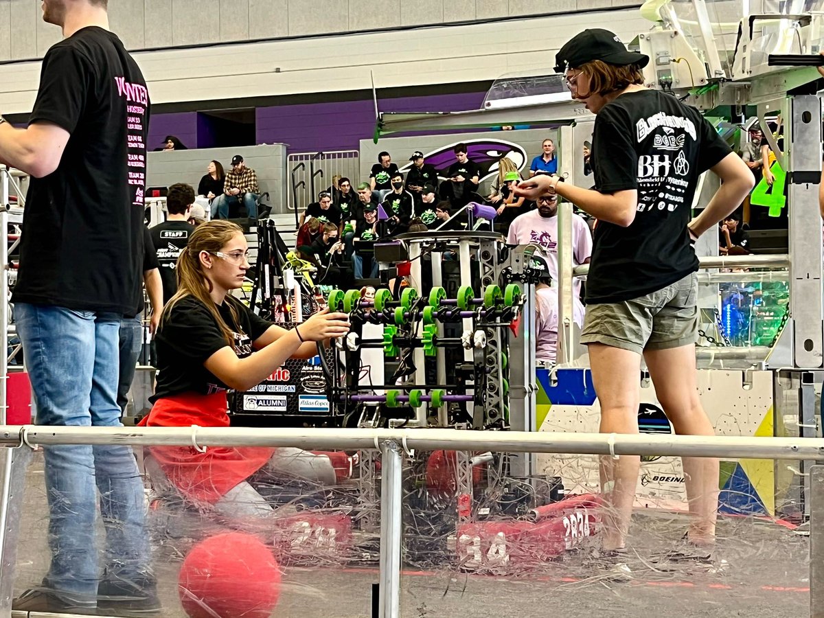 Bionic Black Hawks tweet media