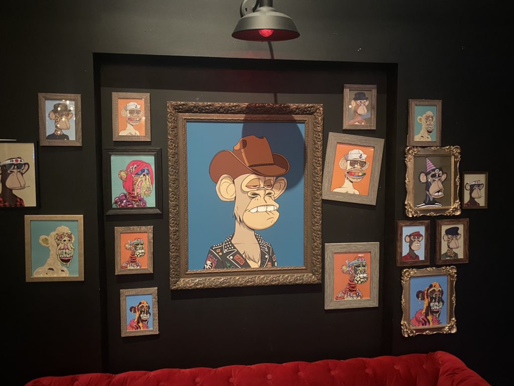 Shout out to <a href="/GordonGoner/">GordonGoner (Wylie Aronow) 🍌</a> <a href="/CryptoGarga/">Garga.eth (Greg Solano)</a> for a last minute get together in Miami. <a href="/BoredApeYC/">Bored Ape Yacht Club 🍌</a> <a href="/MagicCityApes/">MagicCityApes</a>