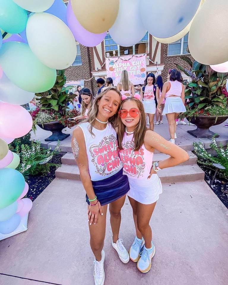 alphachimizzou's tweet image. Happy Founders’ Day! Here’s to many more years of Alpha Chi Omega 🤍 

#AlphaChiMizzou