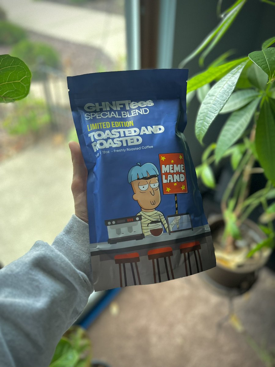 shotbyknrth's tweet photo. Shoutout to @TNRCoffee! The @GodHatesNFTees Special Blend Coffee! Super stoked to try this! Thank you, much love fam. 🤙🏼🖤

#GodHatesNFTees #GodHatesCoffee #ApeHaterClub #DVDAtheCult #DVDA #SrBanano #RottenBanano #MutationSoon #ToastedAndRoasted https://t.co/vRYKUs9x0x