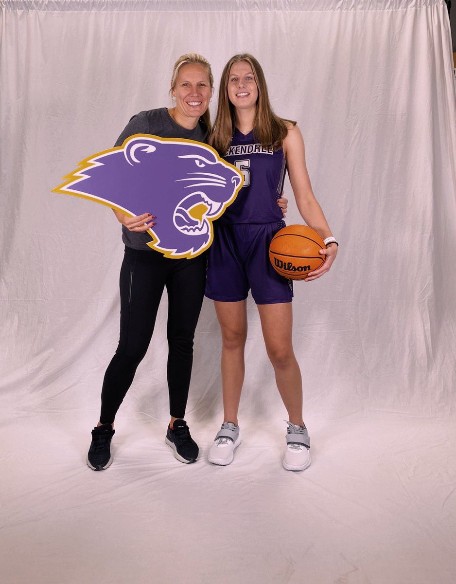 Paige seckar tweet media