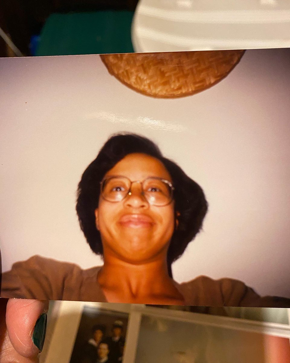 urbanbushwoman9's tweet photo. I was into selfies before selfies were “selfies” so HA!! #1992 #2022 #30yearslater #classreunionweekend #tigersforlife #wilson #DCPS 💚🤍🖤🐯 https://t.co/slkzZ1m5Zm