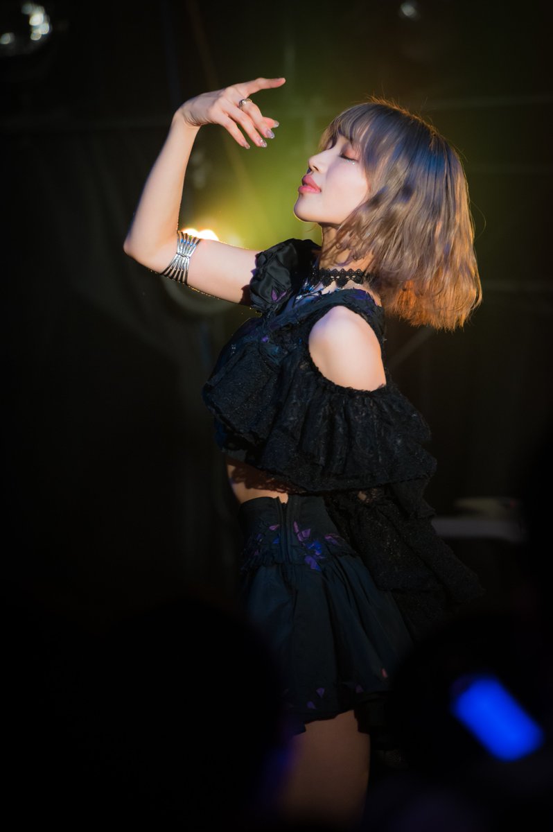 374samurai's tweet photo. 🎪C;ON Magic Land in OSAKA🎪
2022.10.8 LIVE SQUARE 2nd LINE

SHION[ボーカル]@thaaanxxx

#しおん
#しおんさん
#シーオン  
#CML2022 https://t.co/tXHBrxWLq8