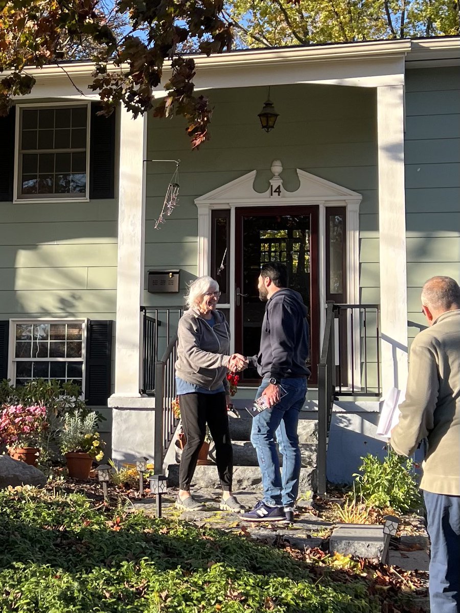 matt-castelli-on-twitter-rallying-teamcastelli-volunteers-in