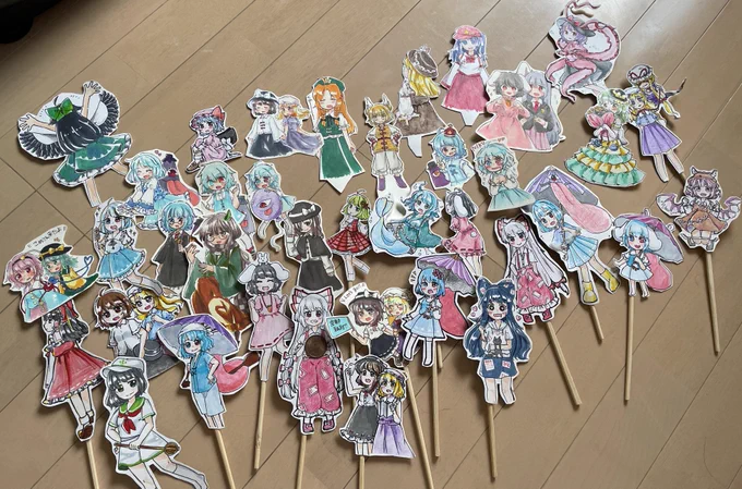 これまで作ったペーパーチャイルド(残ってる分)たぶん38個 
