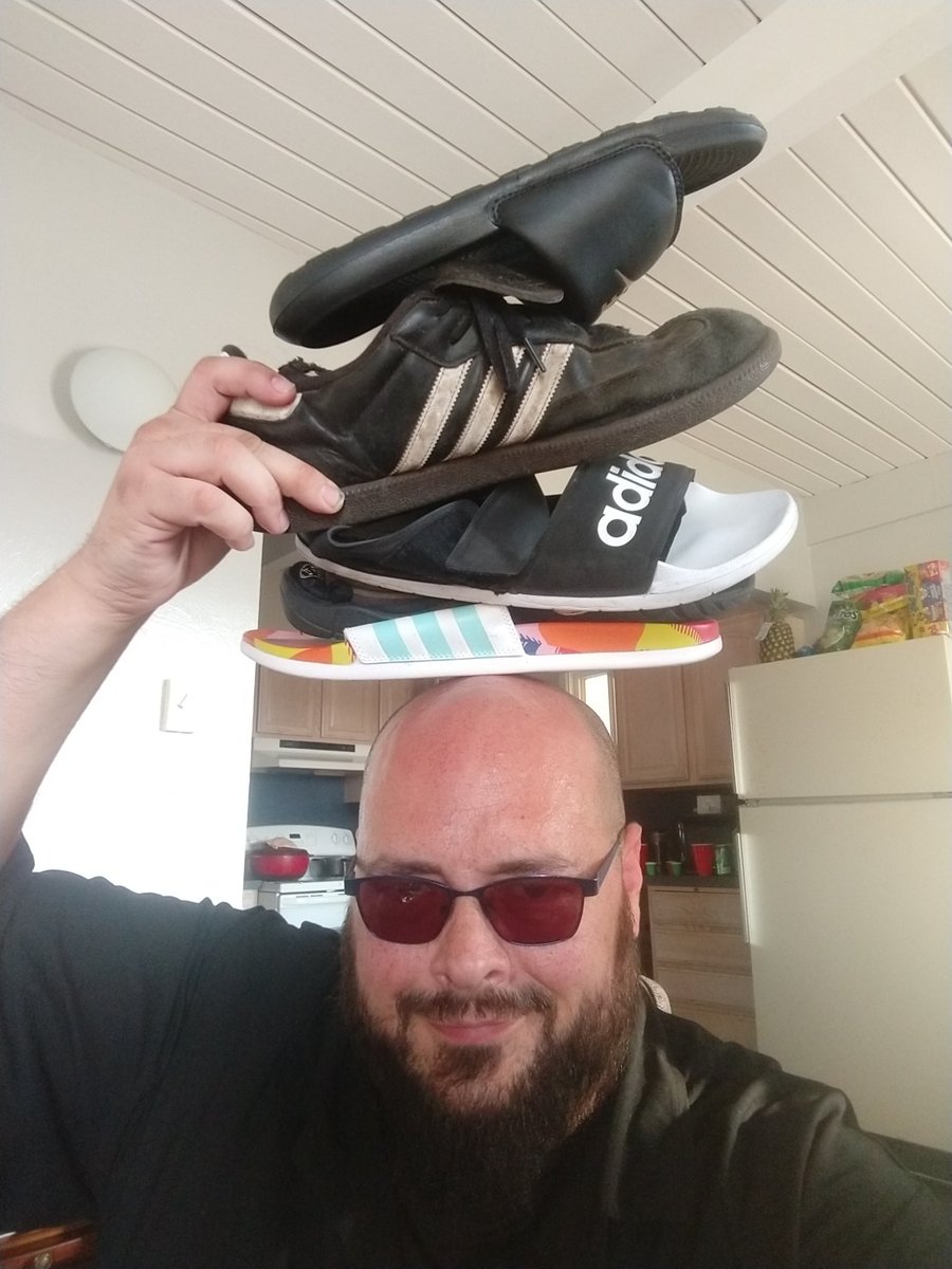 420Ryno's tweet photo. How it started / how it's going https://t.co/NtBv54TM6c