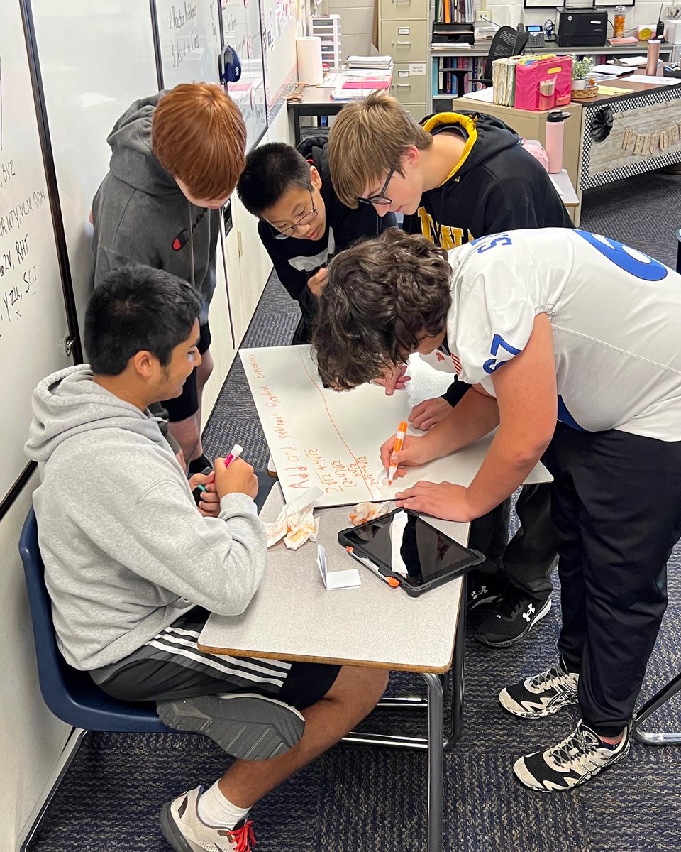8th Grade Math Honors students took the challenge &amp; became experts in their Math topics. They researched &amp; taught small group lessons to their peers as an extension of higher-level concepts. Proud of all the hard work! Learning is fun!
#KirbyONE40 #grissompositivepatriots