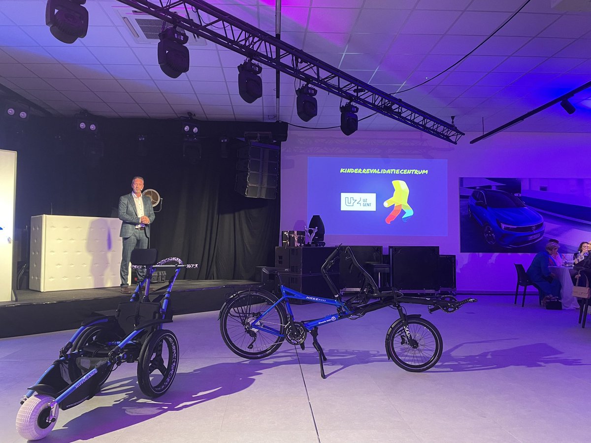 Eerste funding is binnen voor ons nieuw prestigieus #it’s me project! Dankzij onze Peters Koen en Nono Wauters en een super event van Kiwanis Aalst! Thx!
Maar liefst 14.000 euro voor onze videoclip…We kunnen nog funding gebruiken …maar heel blij met deze start!#funding#goeddoel