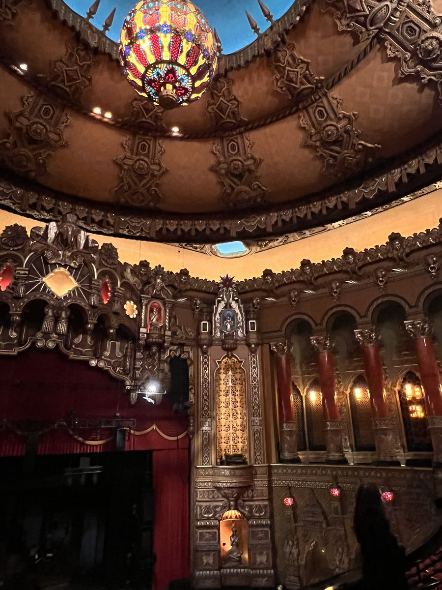 Fabulous Fox Theatre tour for our Autumn lab outing! Amazing Siamese-Byzantine architecture. Built and owned in 1929 by #immigrant William Fox. <a href="/foxtheatrestl/">The Fabulous Fox</a> is a jewel of our City. #labcelebrations #stl #foxtheatre #20thcenturyfox <a href="/AustinBellHens/">Austin Bell-Hensley</a> <a href="/BritoVGB/">Victor G Balera Brito</a>