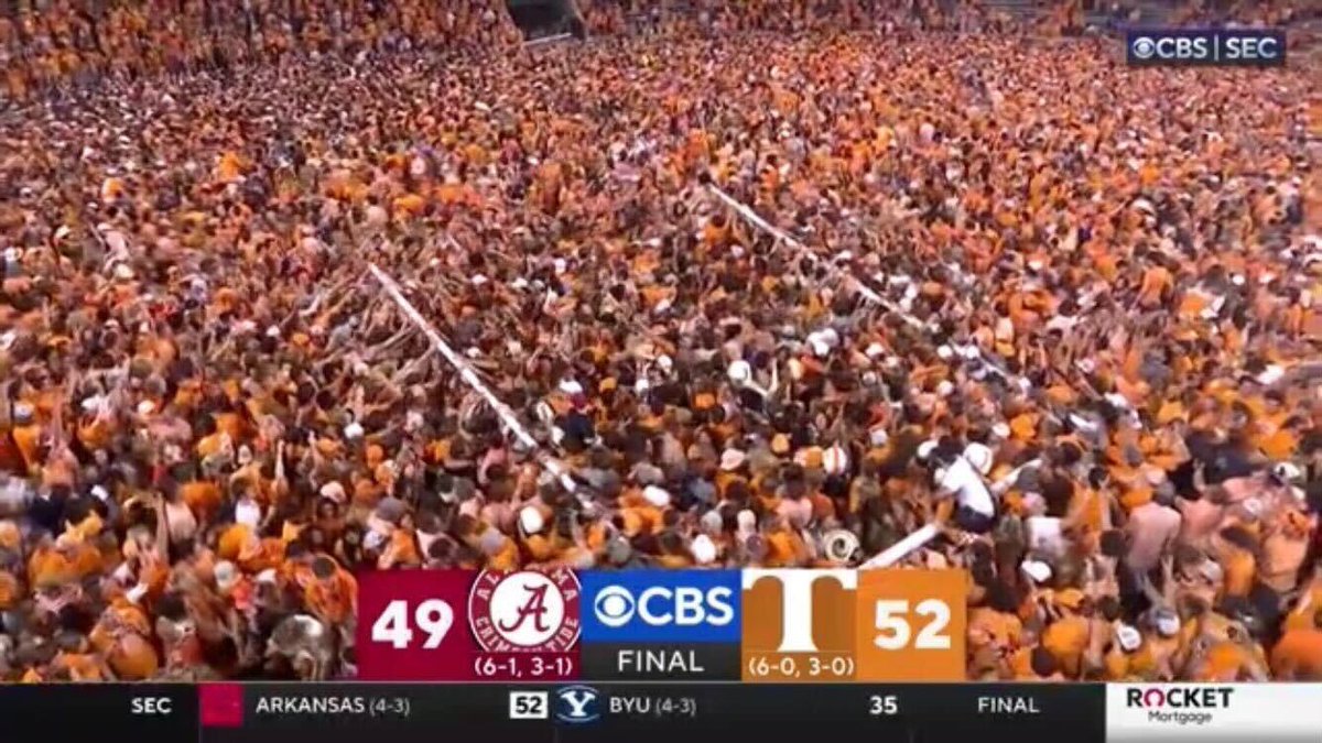 BleacherReport's tweet photo. NO PLACE LIKE ROCKY TOP🔥 https://t.co/F7irwFTpmE