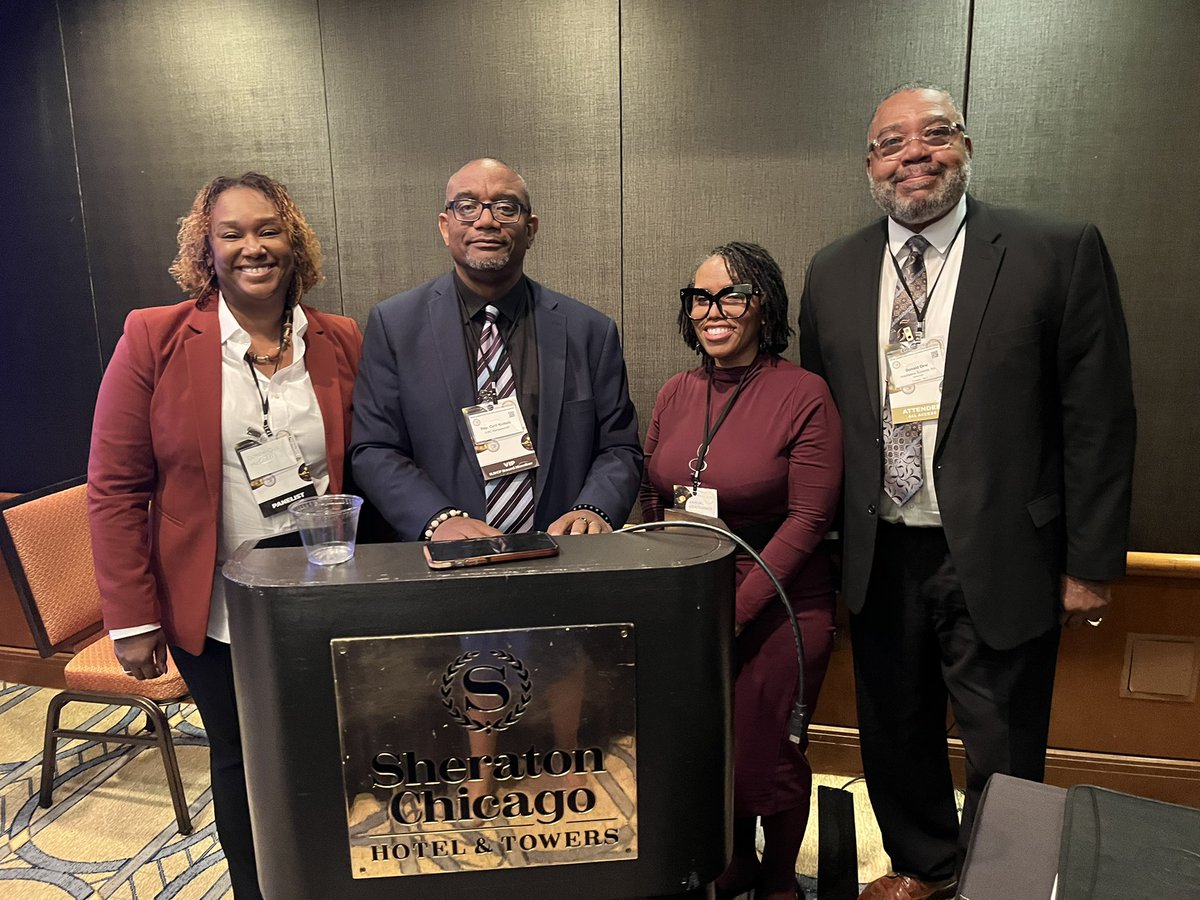 repnichols's tweet photo. My first panel that I moderated today at the Illinois Legislative Black Caucus Foundation was about Mental Health. This panel was very insightful and I’m inspired to create more legislation on this topic.
#ilbcf
#wedothework https://t.co/NJfk324ZsY