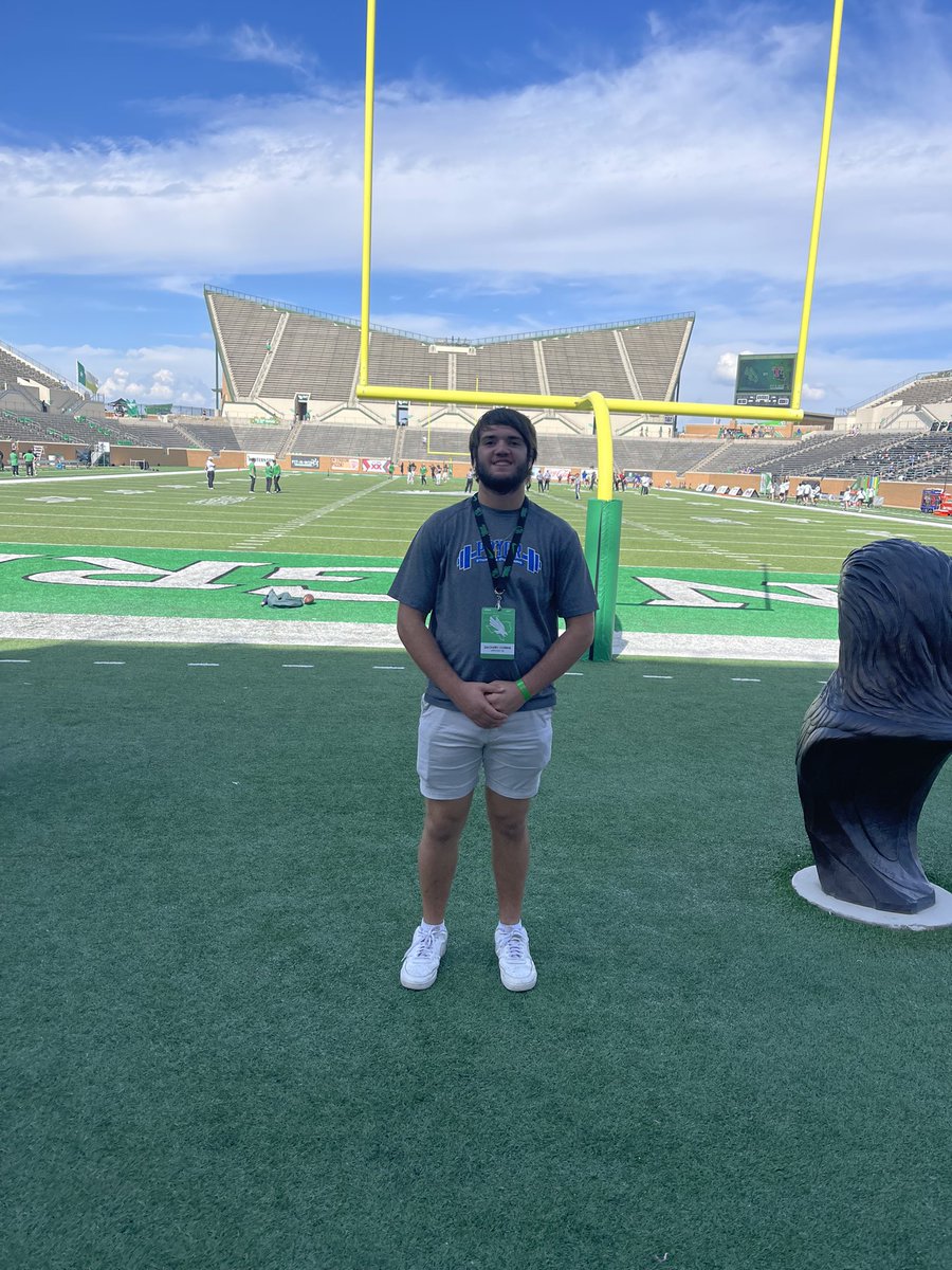 NoahCowan76's tweet photo. Thank you @MeanGreenFB @UNT_Recruiting @LukeWaleriusUNT for the invite out to game. It was amazing experience. Can’t wait to go back. #olinepride #TRENCHLINE @CoachClemUNT @MikeBloesch @JasonSmith_OL @Coach_DavisPHS @CoachEvans_PHS @PryorTigerFB @Pryor_Athletics https://t.co/JhaylWKuU8