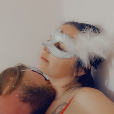 #NewProfilePic #pornhub #porn #XXX #StepSiblingsCaught #stepsiblings #stepbrothers https://t.co/jTRkQ7Kwmj