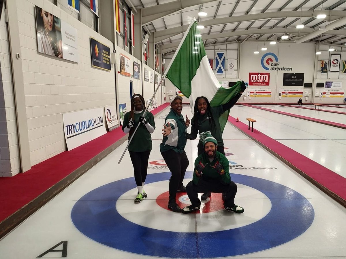 CurlingNigeria's tweet photo. Still we rise at Nigeria Curling #MXCC Aberdeen Scotland. Our Flag our country @femigbaja @abikedabiri @NigeriaFMYS https://t.co/bL9HdX30RG