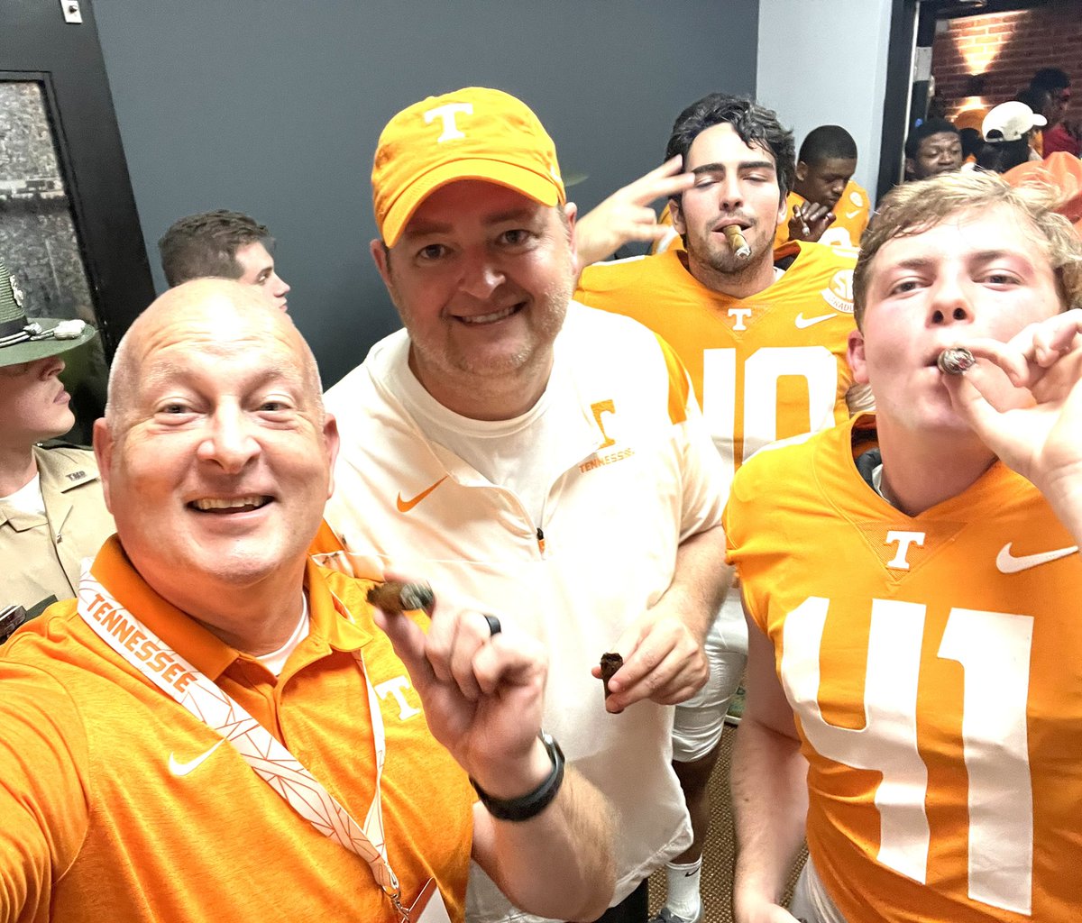 KC4UTIA's tweet photo. Smoke ‘em if you got ‘em. https://t.co/bPgYlugpaX