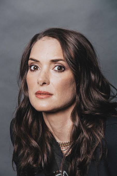 (not) Winona. tweet media