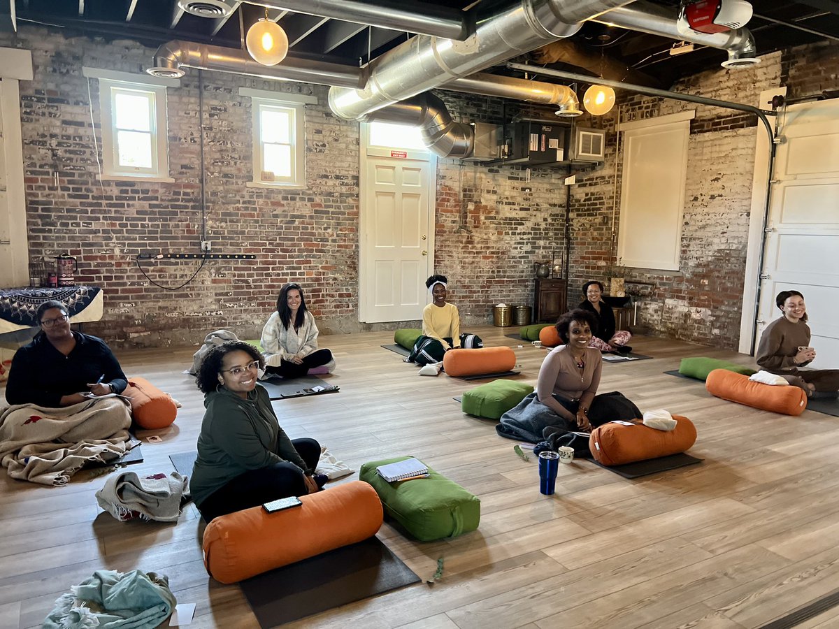 selfcaresuite's tweet photo. It’s a wrap! Our #MakeRoom tour stop in Columbus was incredible this afternoon. We love being with you all! https://t.co/4l6qzuPjbO