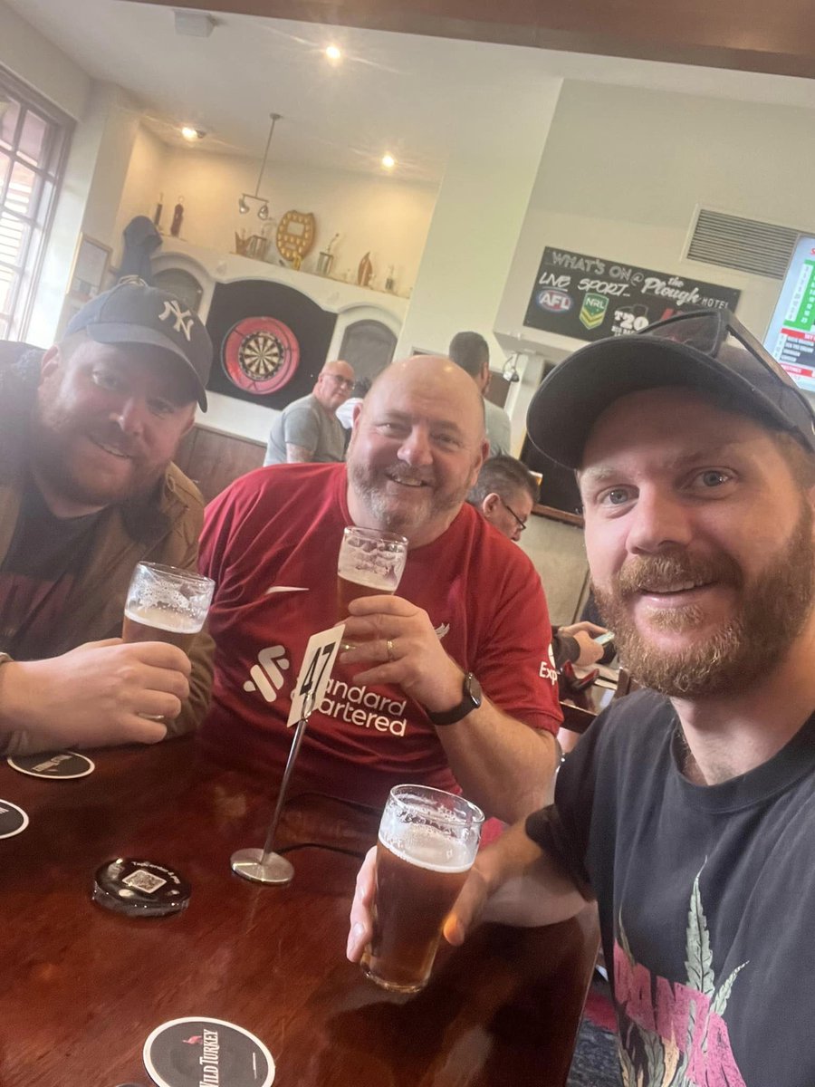 pattotiger's tweet photo. Had the best day ever yesterday. Melb Q Winner of Caulf Cup and plenty of other winners. Thanks to my eldes son @HKElite1 for his tips. Much appreciated. #phbar #ploughhotel #sportsbetsownslavcopatric https://t.co/bVBEucTBan