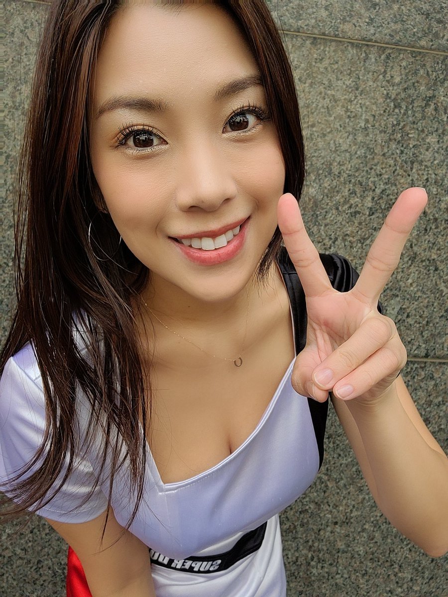 MizuhoUchida's tweet photo. おはようちだ☀️
今日もよろしくお願いします💗
もう明日の昼13:59でギルド共闘終わるよ！是非参加してください🙏✨️
#ローモバ https://t.co/EcfvnD9aIZ
