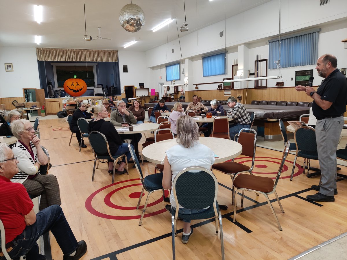 SAGE_Analytics's tweet photo. Our SAGE team was delighted to journey with Smoky Lake Town Council, staff, and the broader community in developing their 2022 strategic plan!

@OfSmoky  
@ShariAnneD 
@iamted_g 
Judy Tran 

#municipal
#strategicplanning
#governance
https://t.co/7xOCMkHlYl https://t.co/6ClT0u6U68