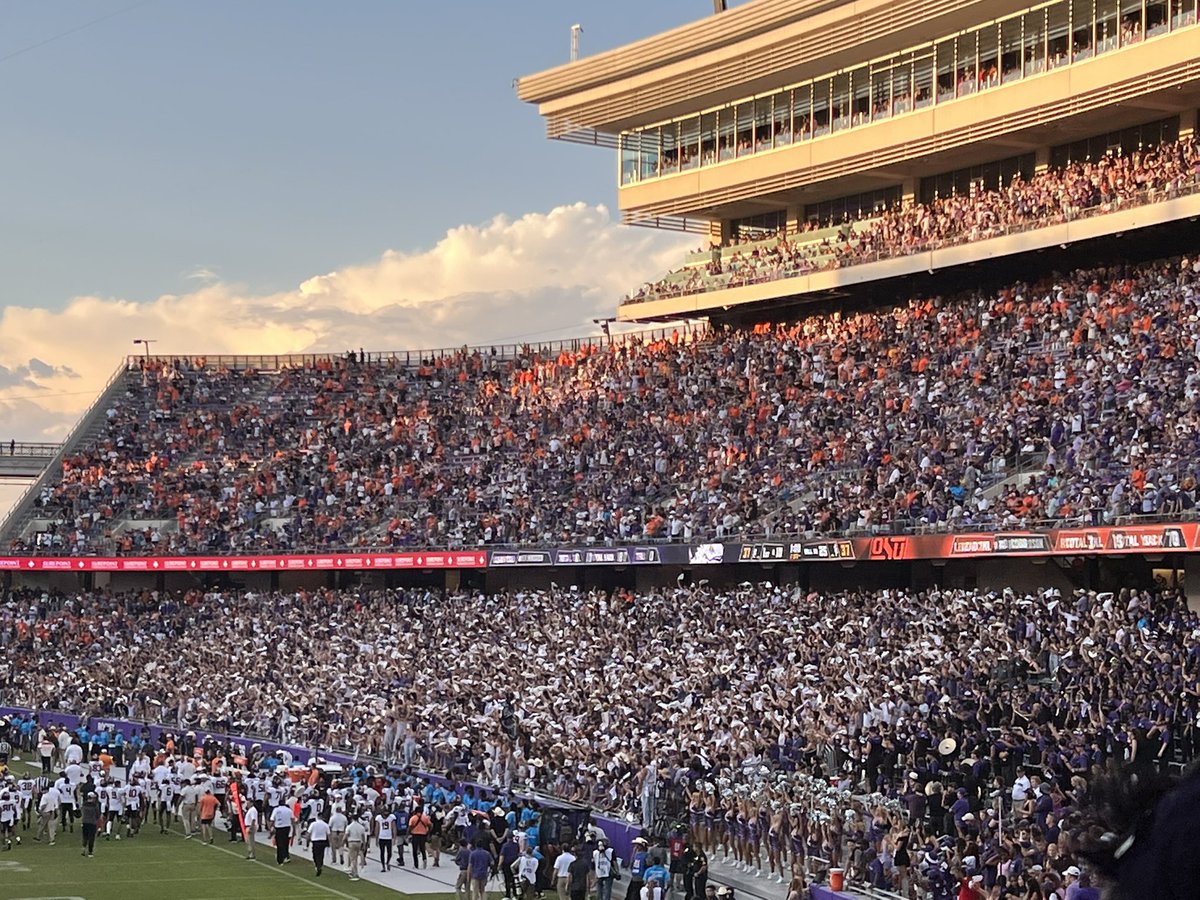 samstone2023's tweet photo. Had a great game day experience @TCUFootball. Thank you Coach @MTommerdahl for the invite, looking forward to be back. 
@BFentress @_Mike_McCabe @coachBrian_Egan @HKA_Tanalski @TylerOlker @OneOnOneKicking 
@CoachScales_ @abrocato35 https://t.co/Zxui1aRGVz