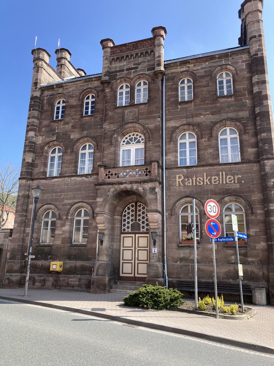 olaferfurt's tweet photo. @Michael_Jahn_GB @GoeringEckardt @AHildebrandt70 #Thüringen - den #Rennsteig von der #Werra bis nach #Blankenstein am Stück mit dem #Fahrrad wird eine Herausforderung… für das #Fahrrad und dessen Schaltung :-) ist https://t.co/MSNS5GpP2I