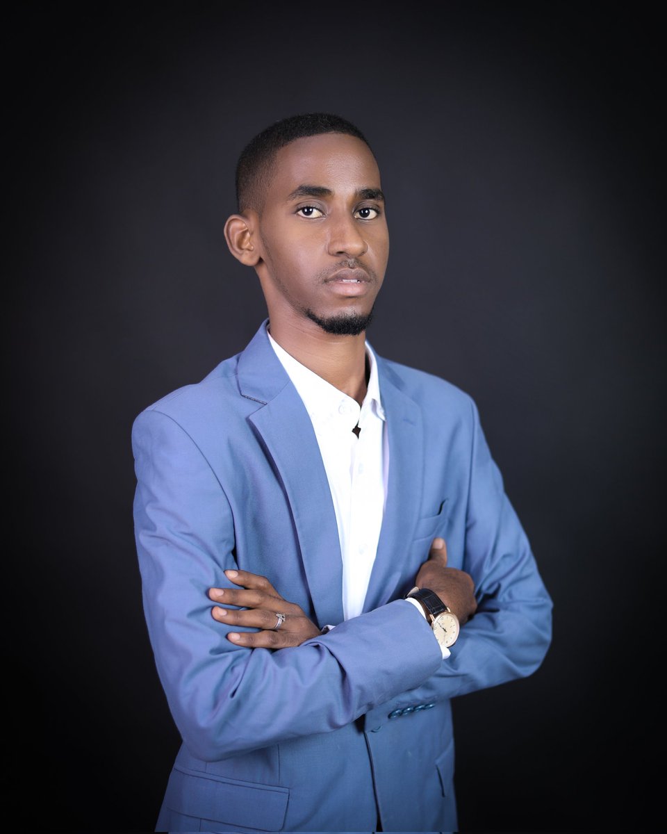 Fasa_Simad's tweet photo. Zakarie Esse Warsame  waxa u guulesytay senator ka xukuumada (Xajsi) ee Faculty of Accountancy, gaar ahan department of Audit.

Hambalyo

--------------------------------
FASA OFFICE
fasa@simad.edu.so
16/10/2022
Mogadishu-Somalia https://t.co/XbeQO3q1F0