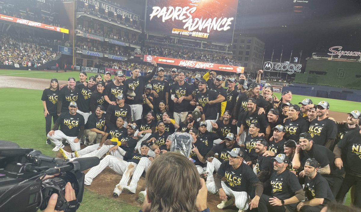 973TheFanSD's tweet photo. LET’S GOOOO!!!!! https://t.co/5UtvXooMdA