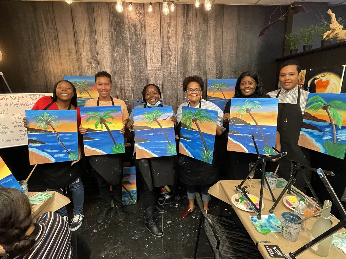 EnlightenedAunt's tweet photo. #PaintNightWithTam
#BrushstrokesAndBeverages https://t.co/seOYiMtsgc