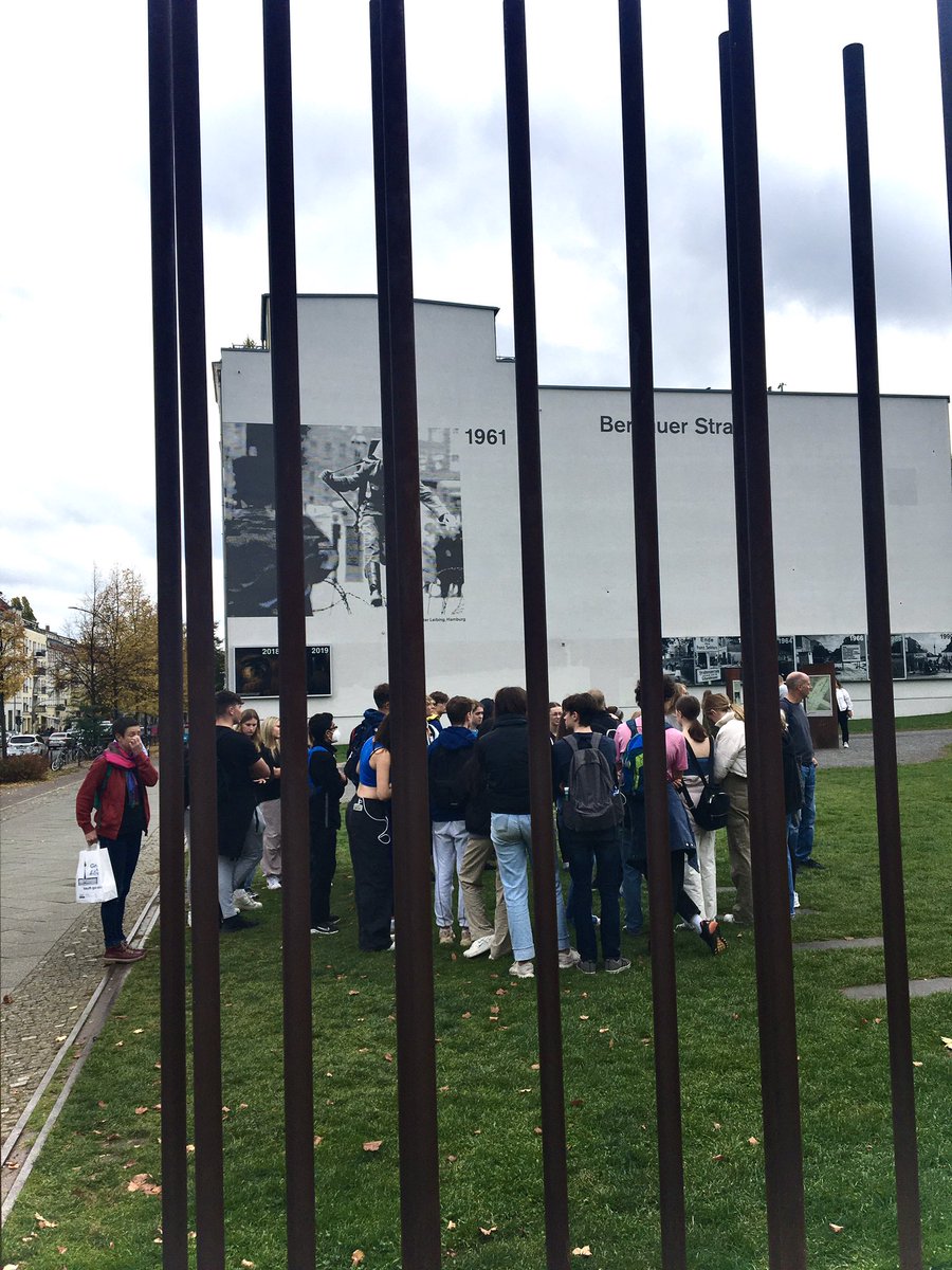 KingsMacHistory's tweet photo. And yet more! @TCBCSchoolTours #KingsMacBerlin22 https://t.co/z2Kyarywk6