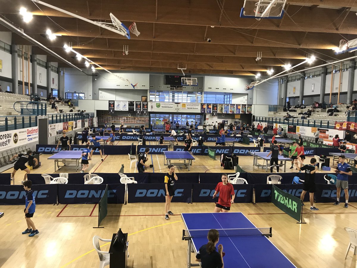 Maxime et Paul, accompagnés de Laure, débutent la deuxième journée du criterium fédéral N2 à Toulouges. Ils sont tous les deux assurés du maintien et peuvent encore rêver à la victoire