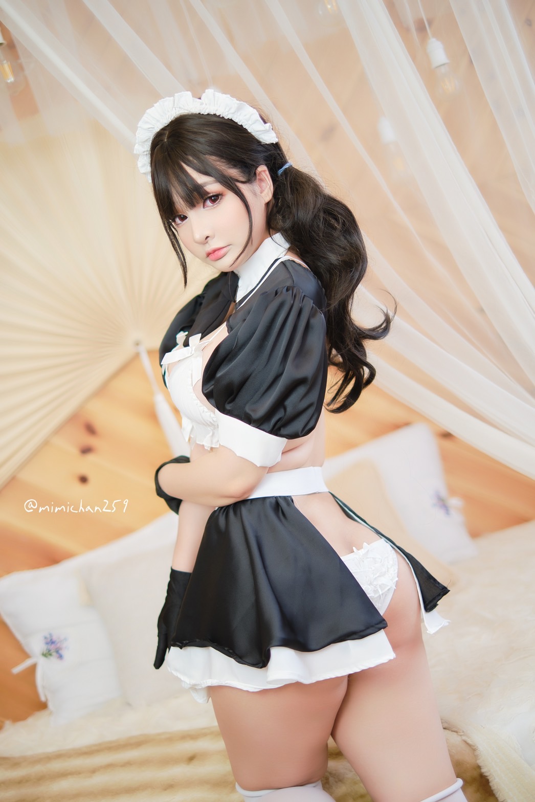 goshujin sama , take me back to your home ❤️ #cosplayer #tweetshiftbot https://t.co/mi8SftHe04
