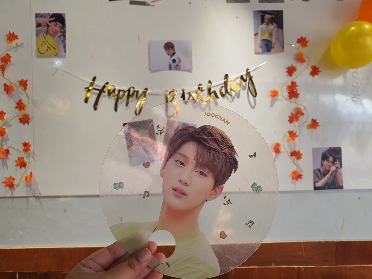 scorarify's tweet photo. 주차니도 보러 와요.. 🥰
Happy Birthday, Our Bae 💛 https://t.co/BdnehsrPn2